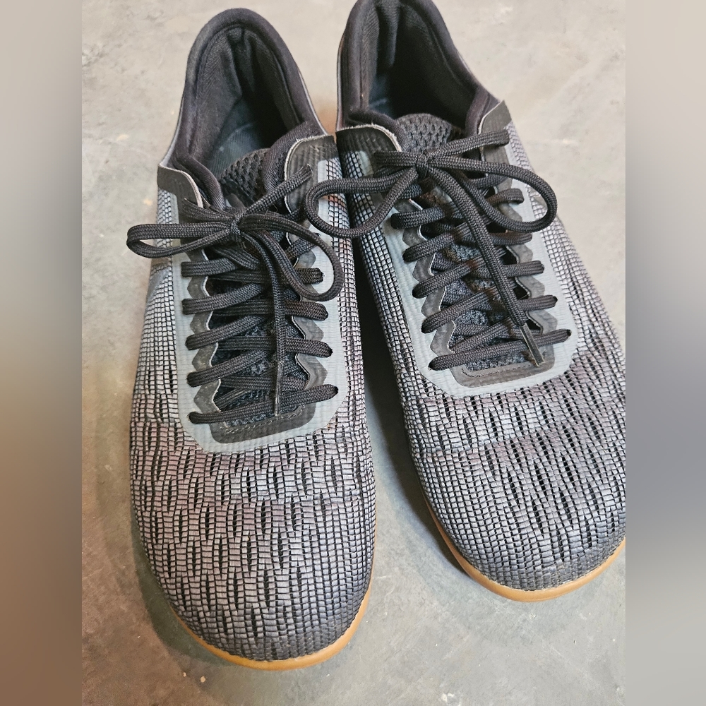 Womens Reebok shoes